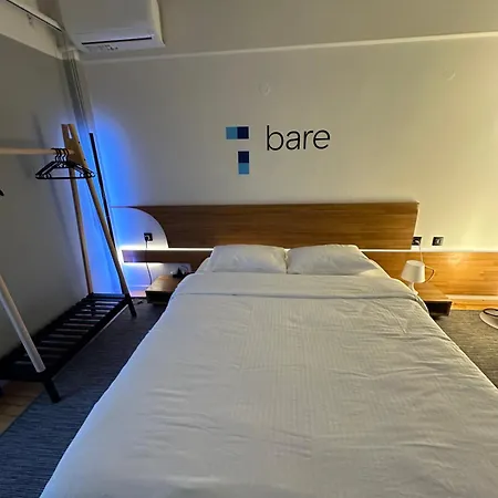 Vintage Chic 3' From The Metro *