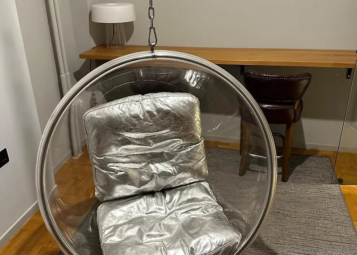 Vintage Chic 3' From The Metro *